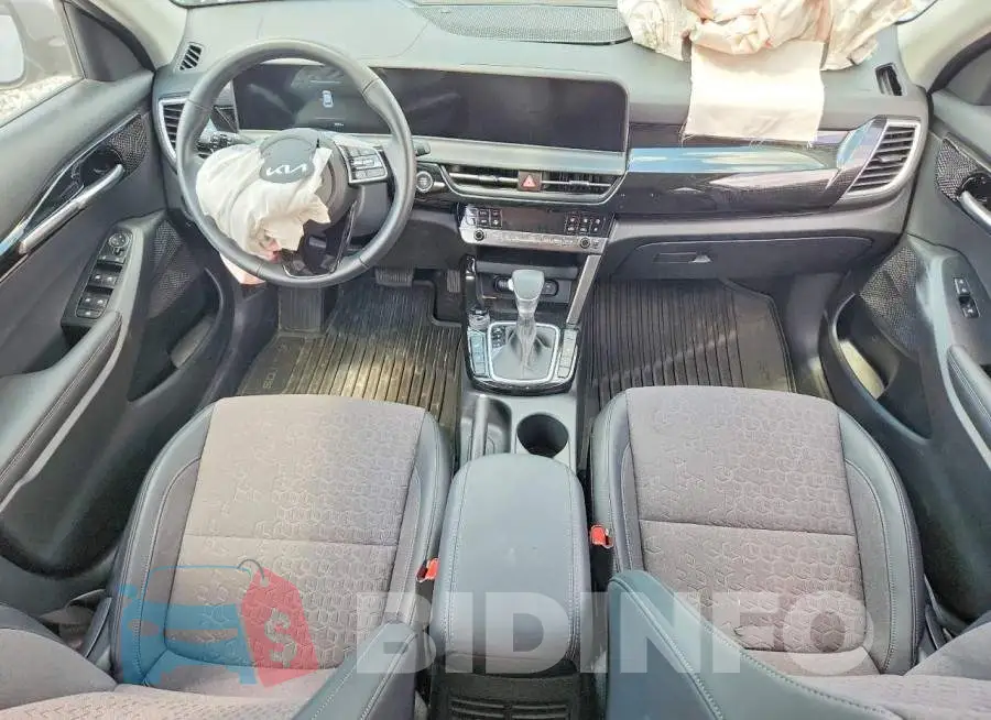 KNDEUCAAXT7915064 Photo# 8