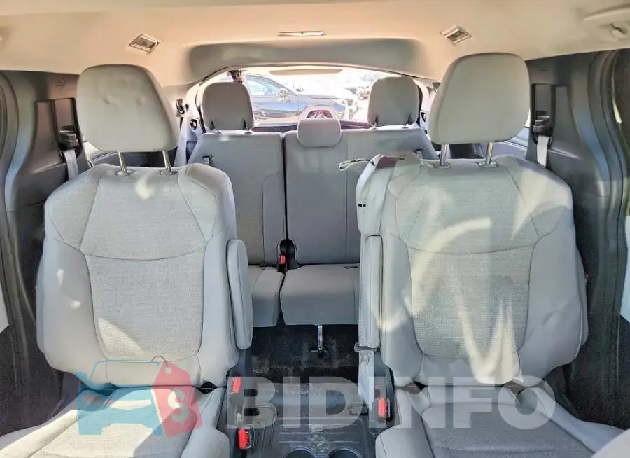 5TDBRKEC8SS240846 Photo# 10