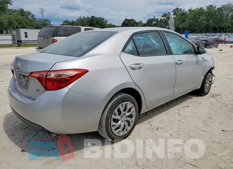 5YFBURHE7KP942749 Photo# 3