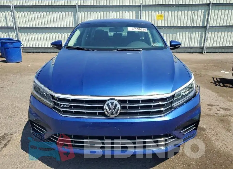 1VWDT7A33HC074689 Photo# 5