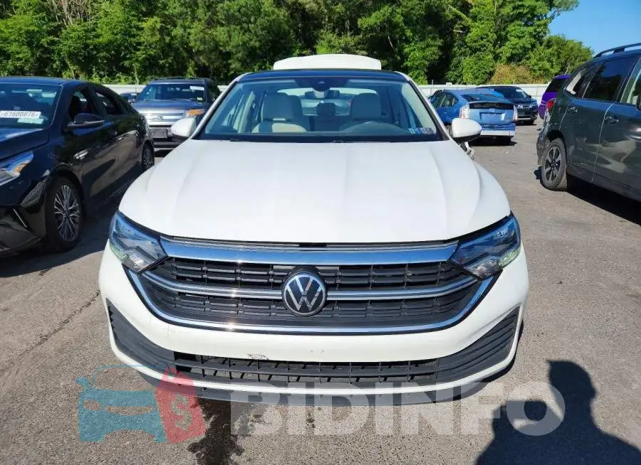3VW7M7BU2RM087516 Photo# 5