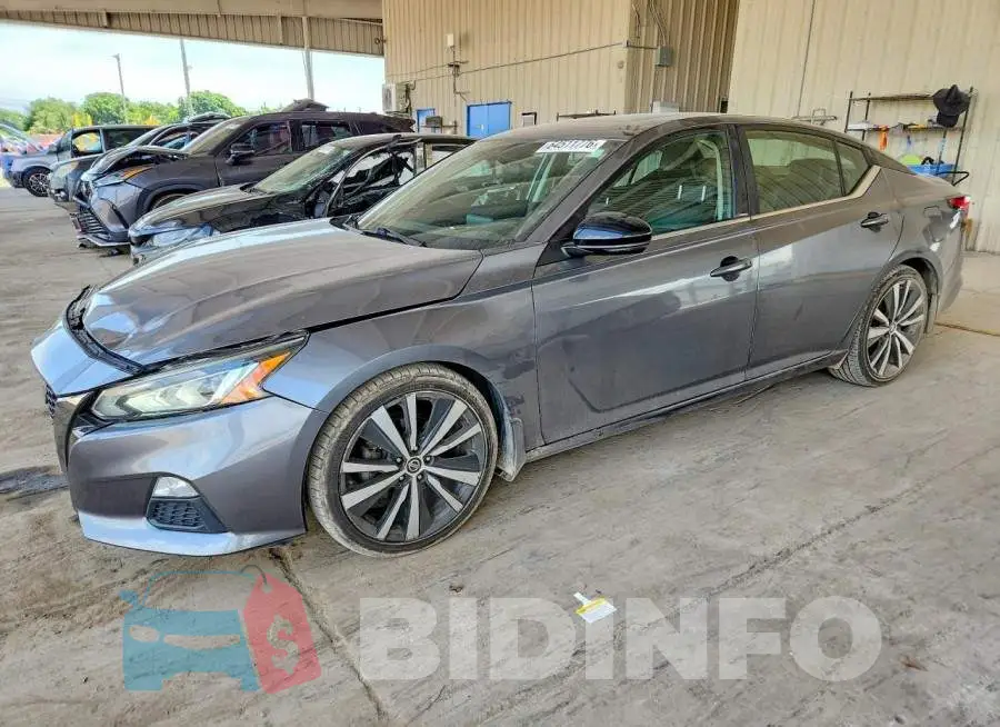 1N4BL4CV6KC207255 Photo# 1
