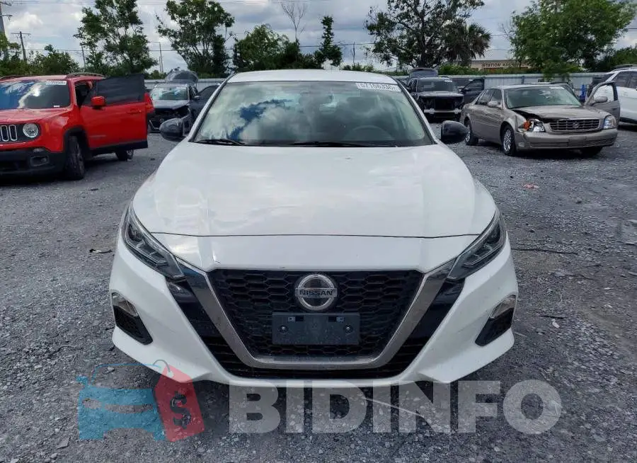 1N4BL4CV9KC152543 Photo# 5