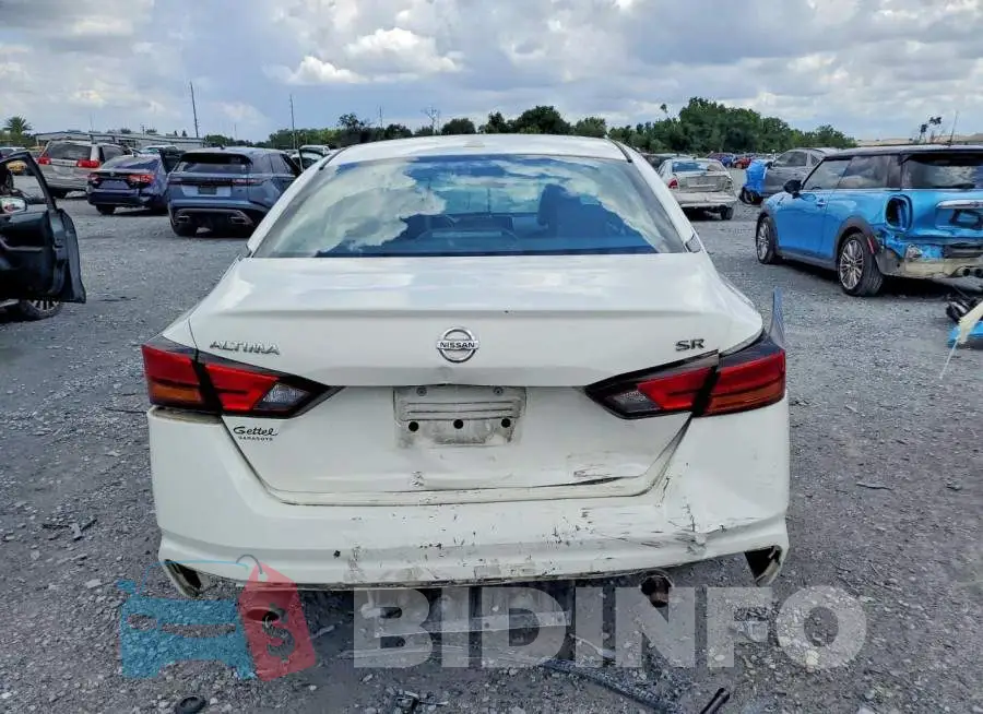 1N4BL4CV9KC152543 Photo# 6