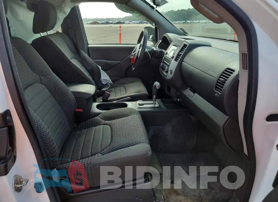 1N6BD0CT1JN750446 Photo# 7