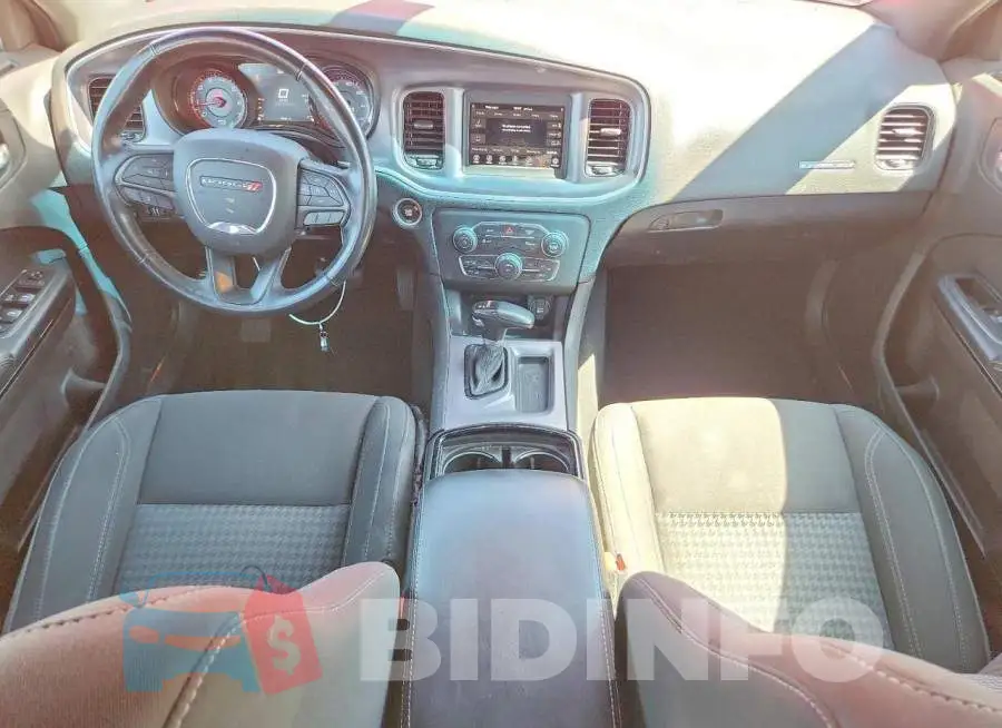 2C3CDXBG1KH683754 Photo# 8