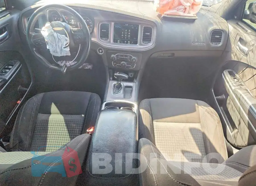 2C3CDXBG7PH530870 Photo# 8