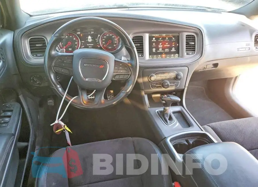 2C3CDXGJ3PH584381 Photo# 8