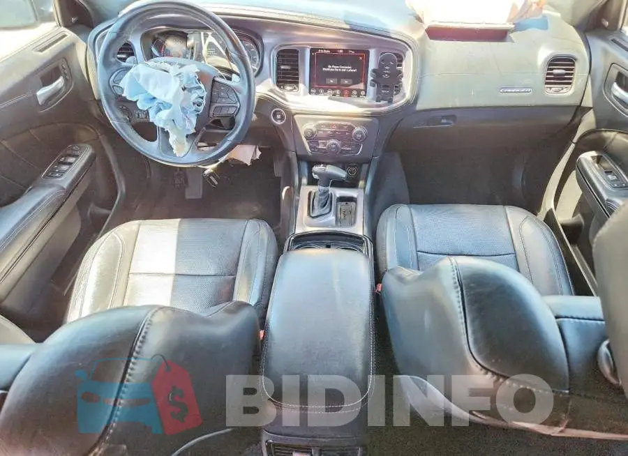 2C3CDXJG0KH520675 Photo# 8