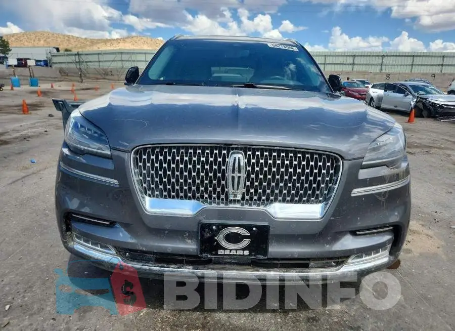 5LM5J7XC1MGL02432 Photo# 5