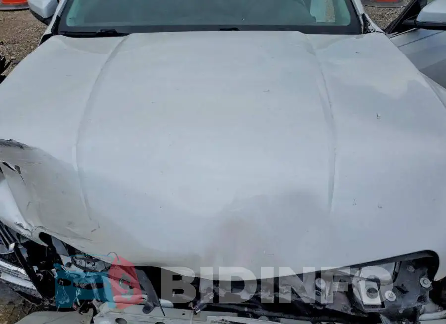 1G6AA1RX8J0169484 Photo# 11
