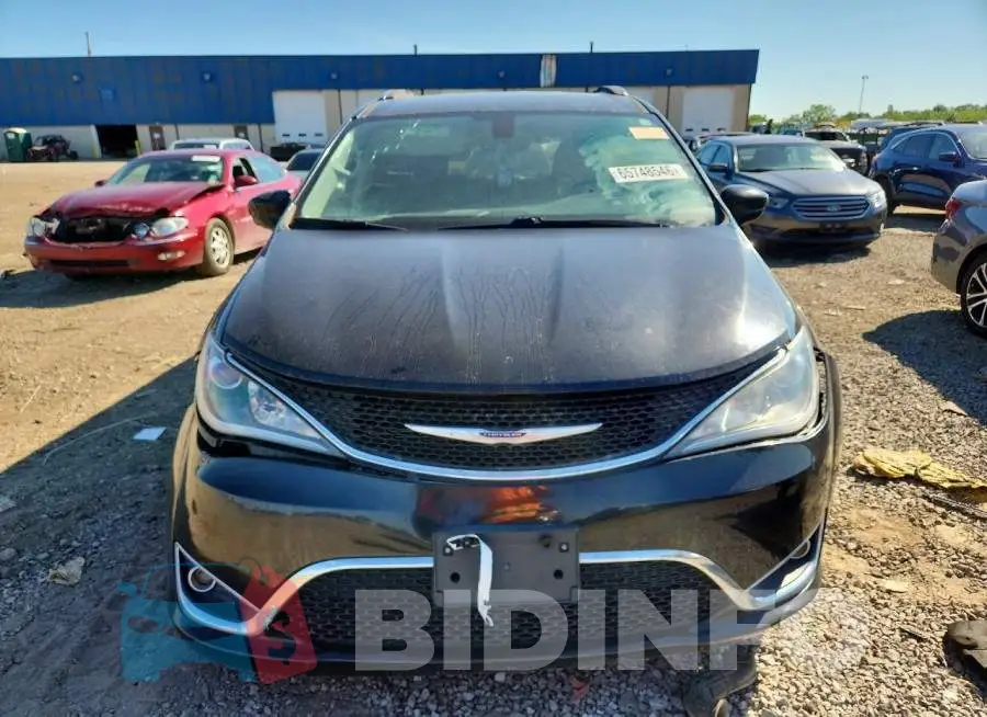 2C4RC1BG2LR133593 Photo# 5