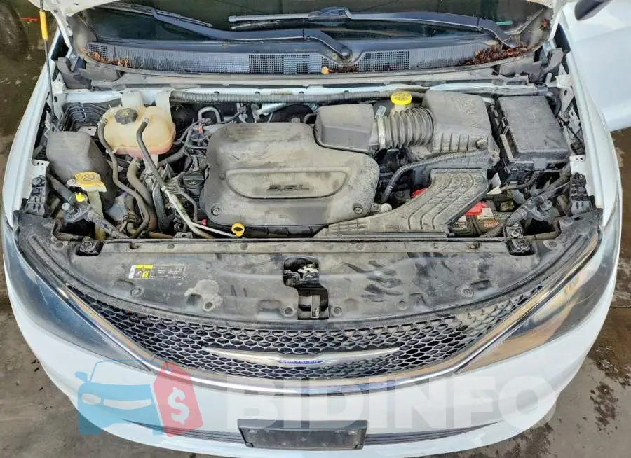 2C4RC1DG6LR256827 Photo# 12
