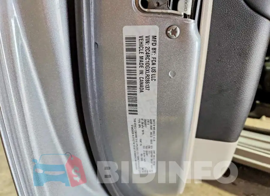 2C4RC1DGXLR286137 Photo# 13