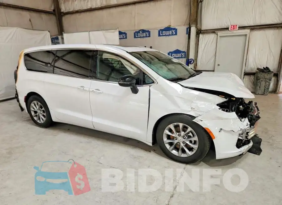 2C4RC1GG2TR178655 Photo# 4