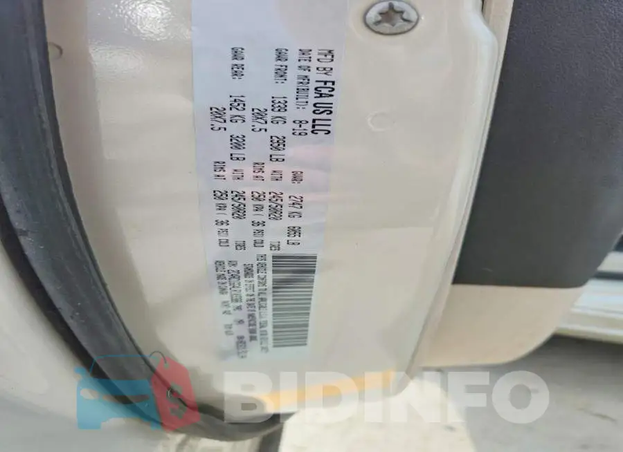 2C4RC1GG4LR103388 Photo# 13