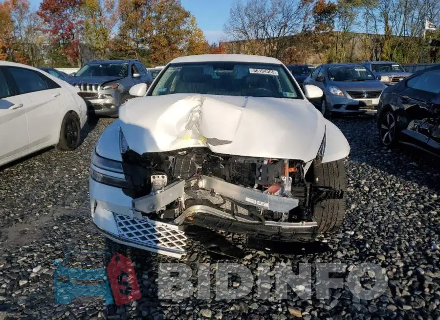 KMTGE4S16PU004698 Photo# 5