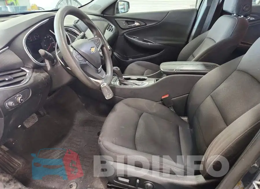 1G1ZD5ST3KF113806 Photo# 7