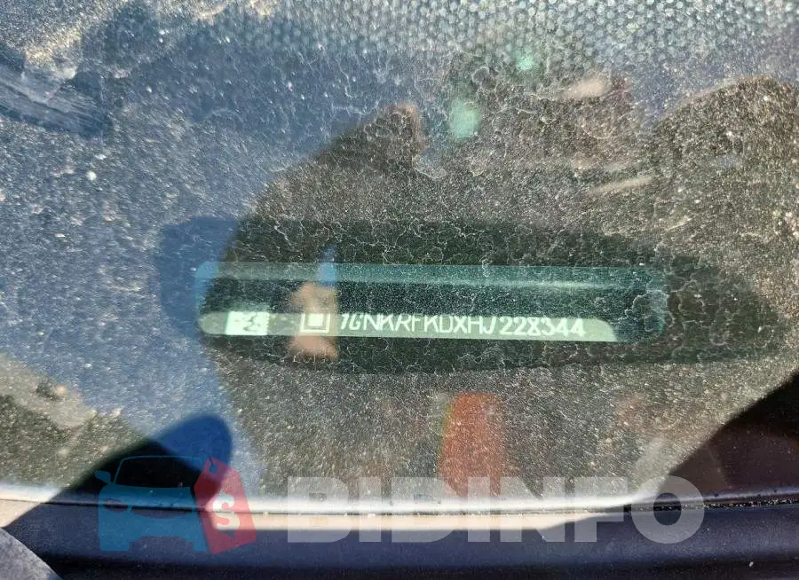 1GNKRFKDXHJ228344 Photo# 13