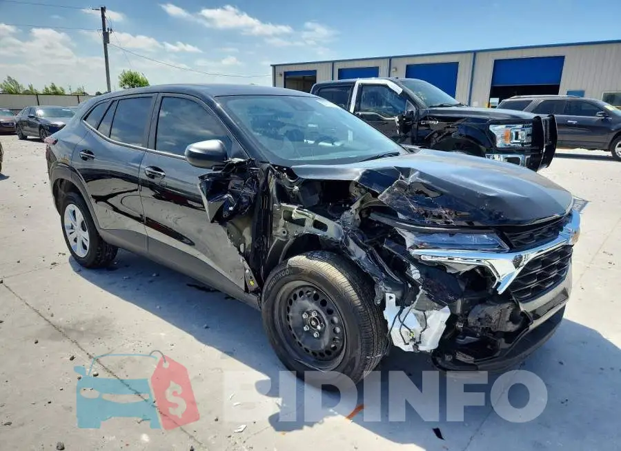 KL77LFEP2TC125855 Photo# 4