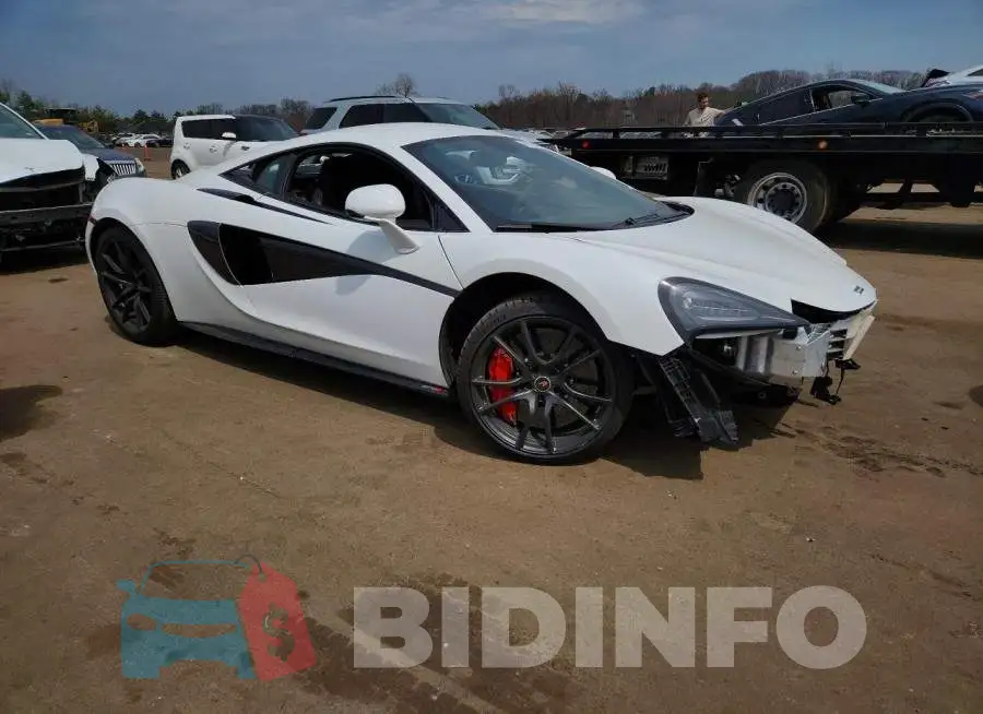 SBM13DAA4HW002084 Photo# 4
