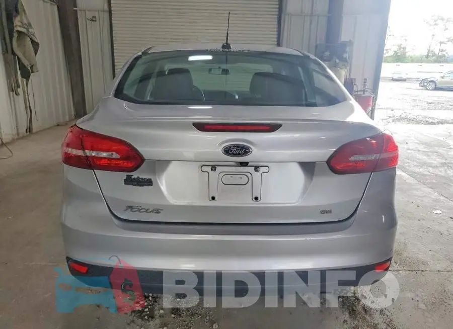 1FADP3F26JL250291 Photo# 6
