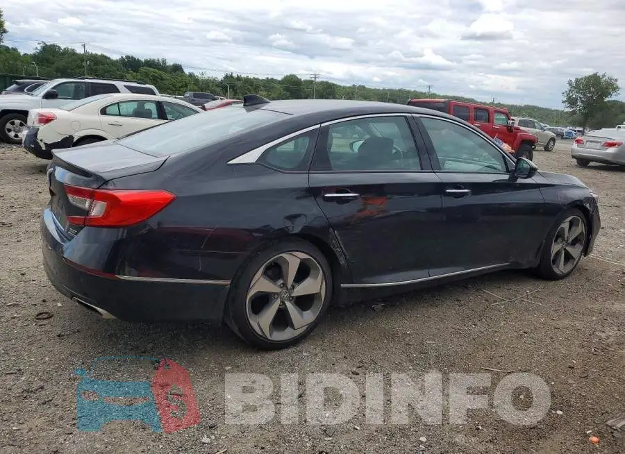 1HGCV2F95JA017941 Photo# 3