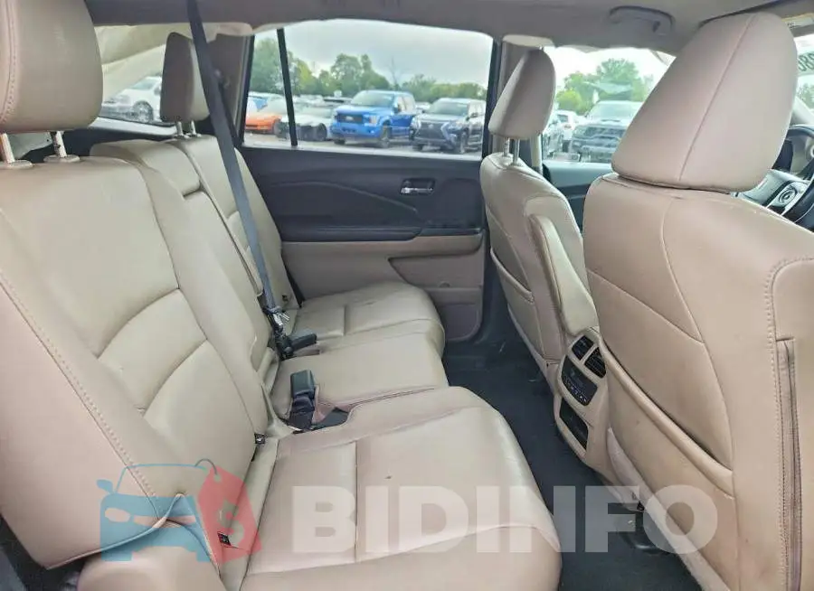 5FNYF6H52HB031588 Photo# 11
