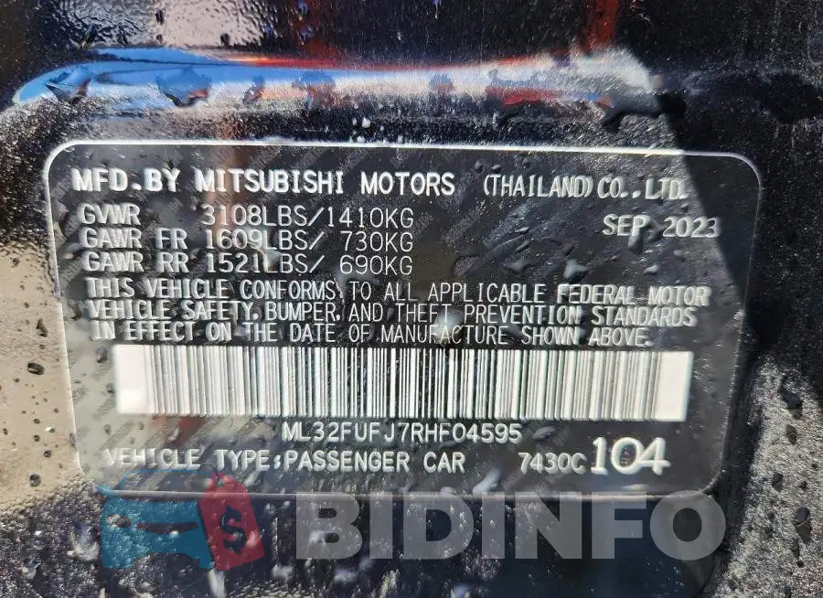 ML32FUFJ7RHF04595 Photo# 12