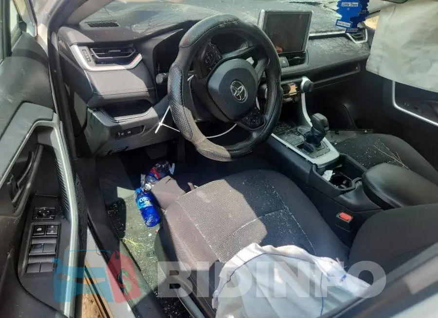 2T3F1RFV8PC362860 Photo# 8
