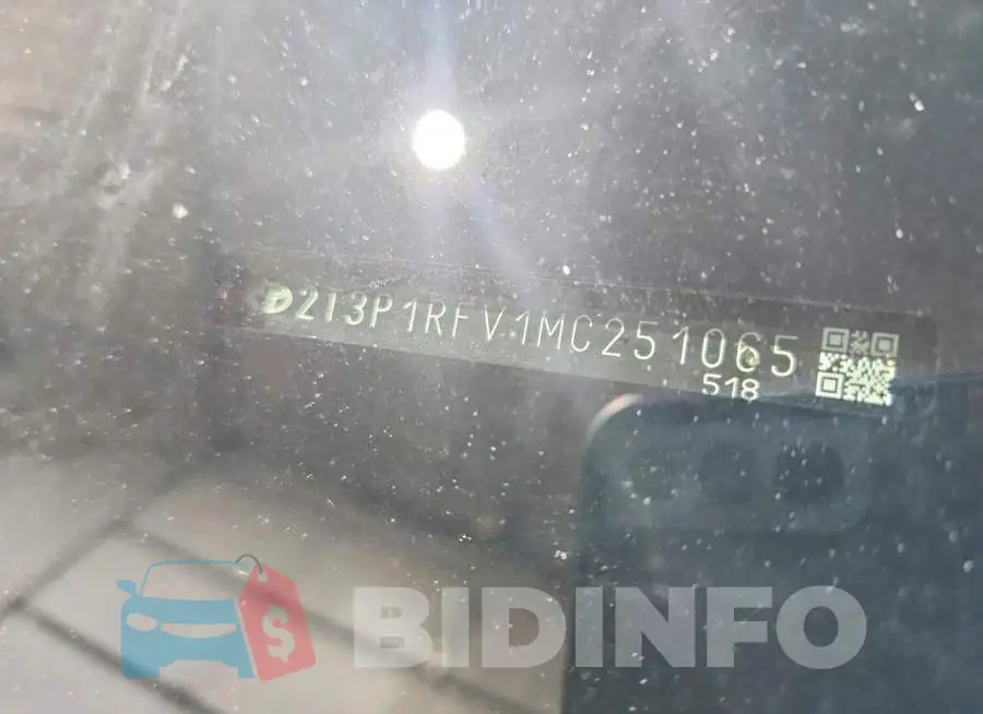 2T3P1RFV1MC251065 Photo# 13