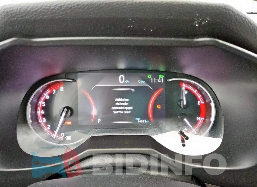 2T3P1RFV5RC425176 Photo# 9
