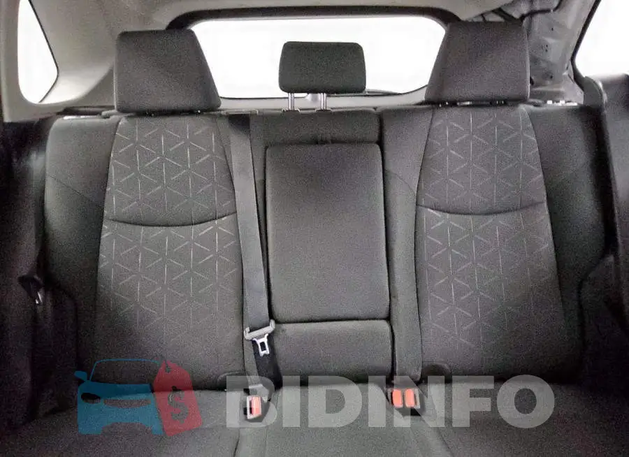 2T3P1RFV5RC425176 Photo# 10