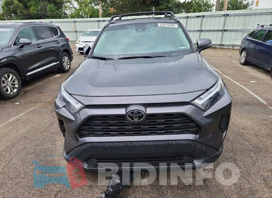 2T3P1RFV8RC418464 Photo# 5
