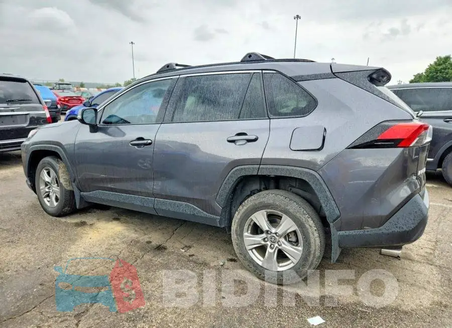 2T3P1RFV8RC418464 Photo# 2
