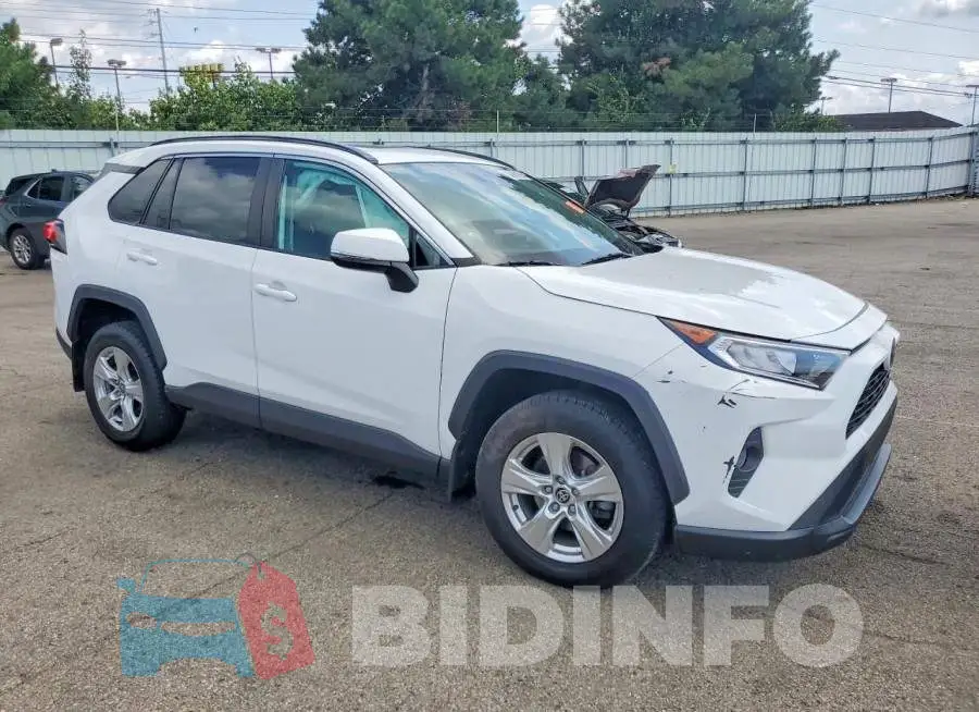 2T3W1RFVXMC171128 Photo# 4