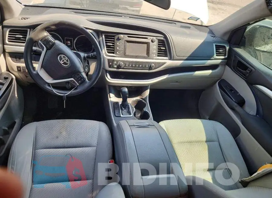 5TDZZRFH7KS289747 Photo# 8
