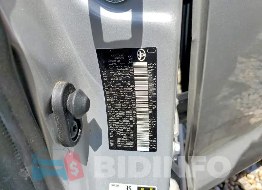 5YFB4MDE8RP168708 Photo# 13