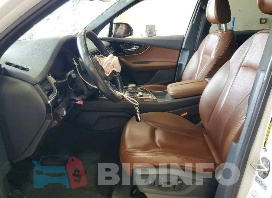 WA1LAAF78KD000161 Photo# 7