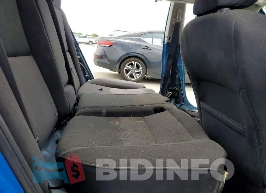 3N1AB8CV2NY243667 Photo# 10