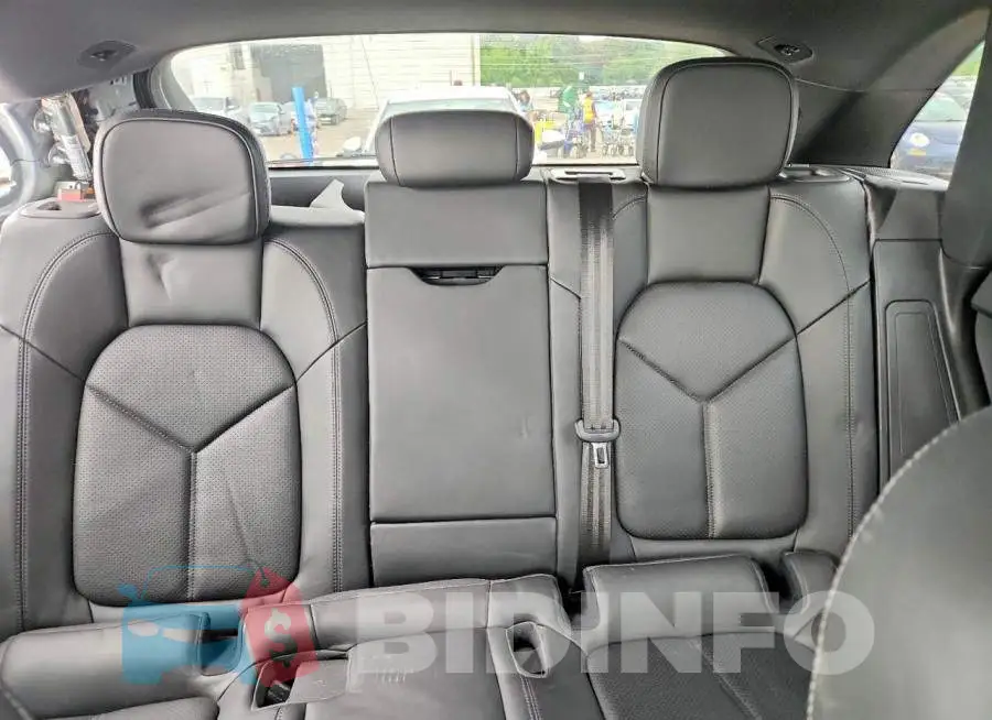 WP1AB2A58KLB31830 Photo# 10