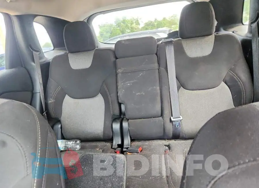 1C4PJLCB6JD577233 Photo# 10