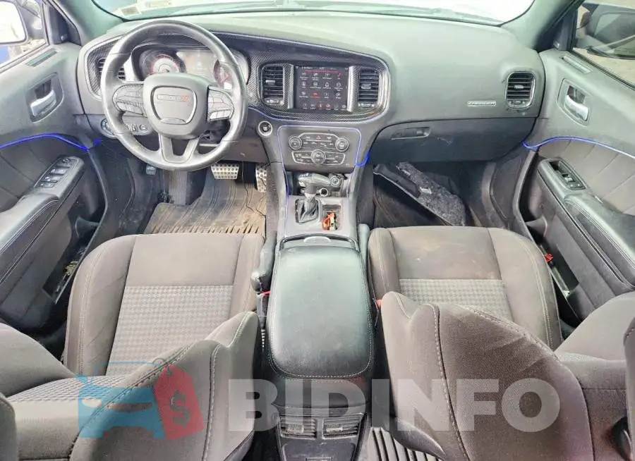 2C3CDXCT8MH598313 Photo# 8