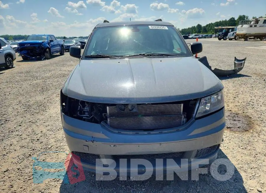 3C4PDCAB8LT272176 Photo# 5