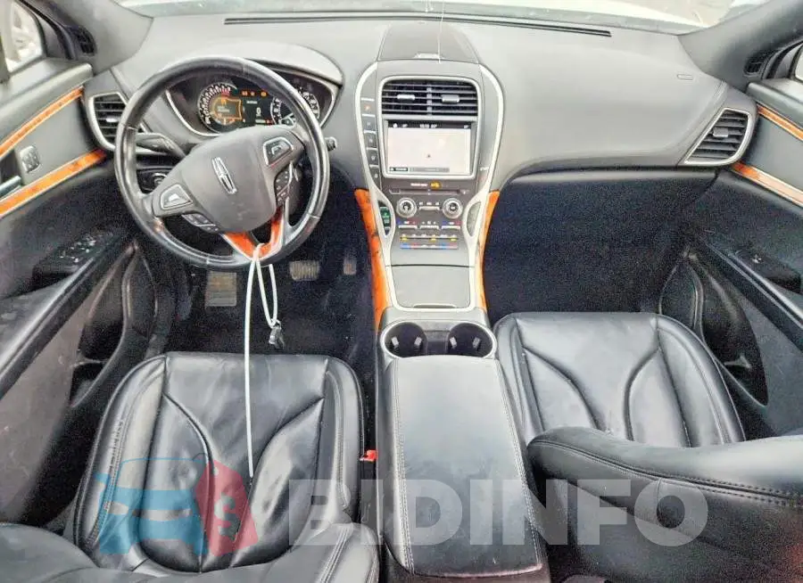2LMPJ8LR3JBL23639 Photo# 8
