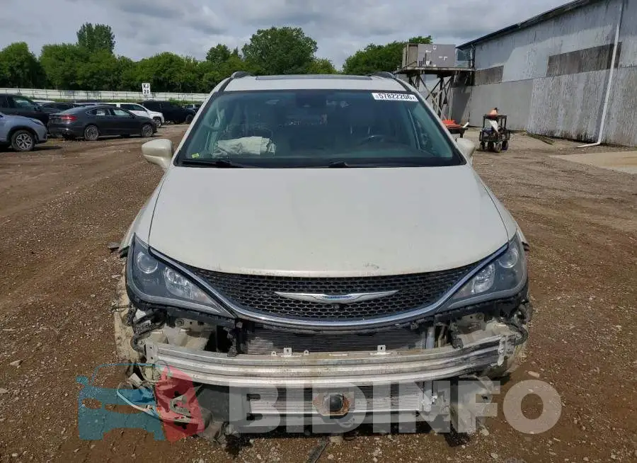 2C4RC1EG0HR616065 Photo# 5