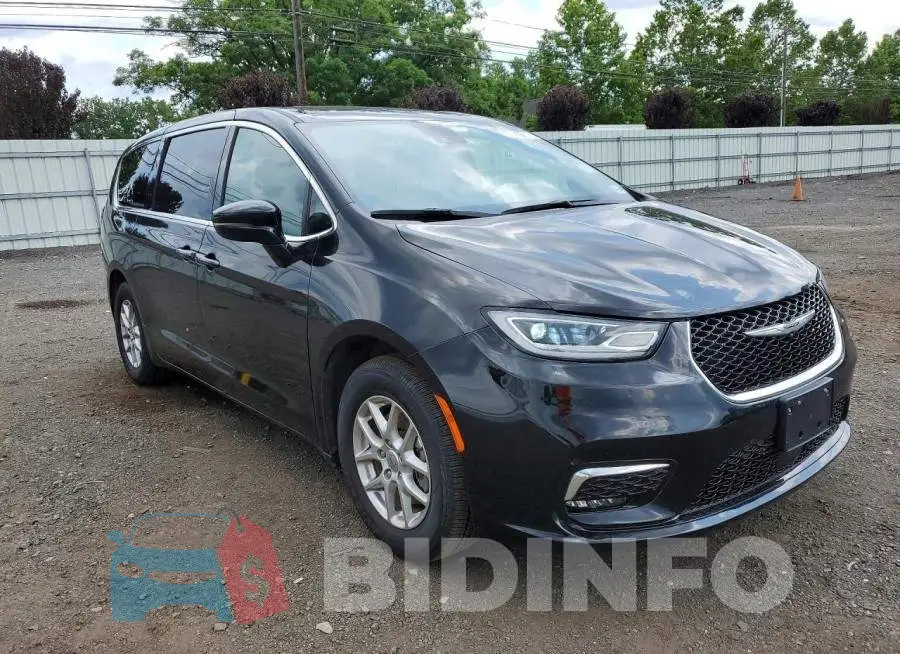 2C4RC1FGXRR154470 Photo# 4