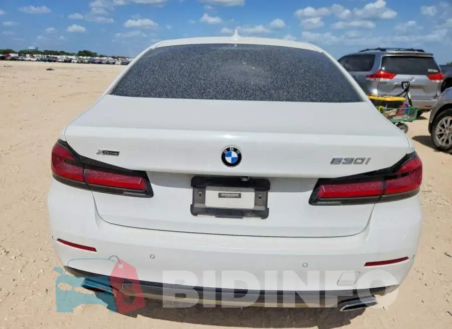 WBA13BJ07MCF62066 Photo# 6
