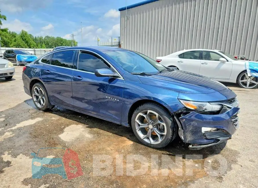 1G1ZD5ST1LF105561 Photo# 4