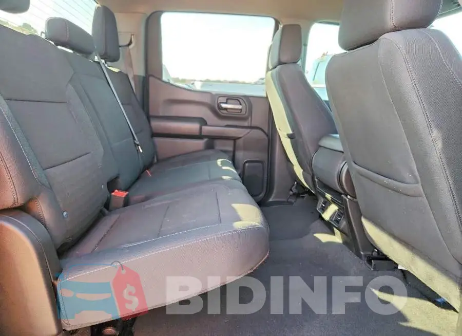 3GCUDCED5RG115883 Photo# 10